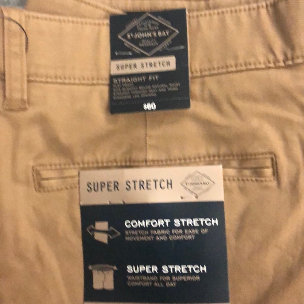 New with tags, men’s khaki pants